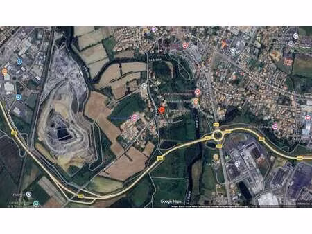 vente terrain à montaigu-vendée (85600) : à vendre / montaigu-vendée