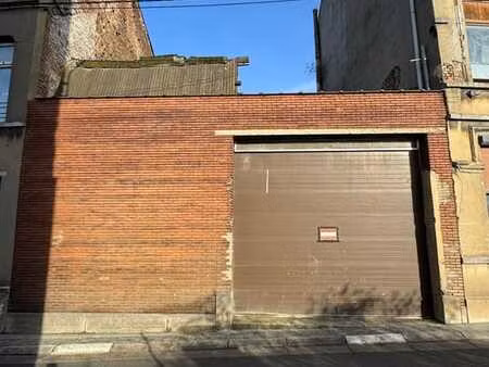 plein centre de gosselies !