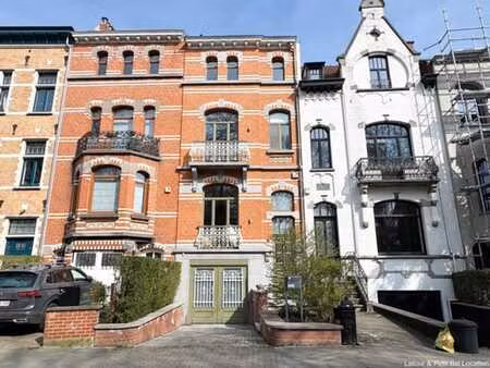 à proximité du parc de la woluwe