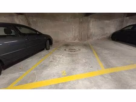 parking à louer
