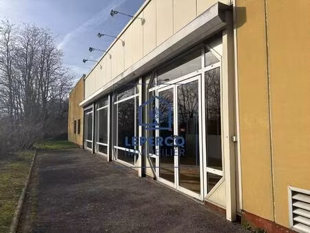 local commercial à louer