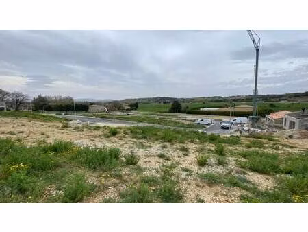 terrain constructible viabilisé à vendre