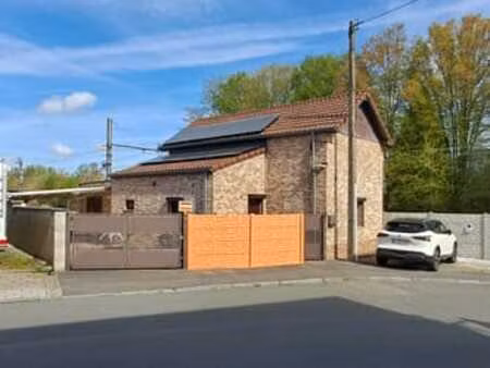 maison 3 chambres  200m² de terrain  4 façades