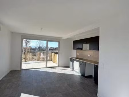 sh square loire haute-loire