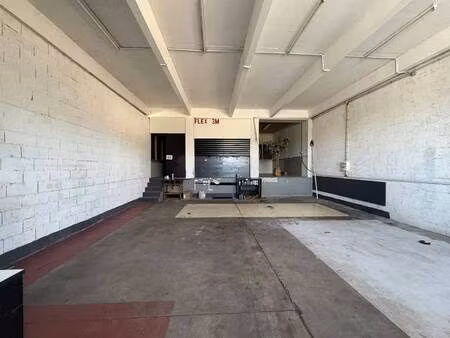 local commercial à louer