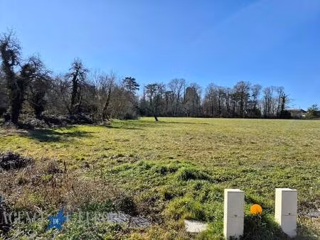 terrain constructible viabilisé à vendre