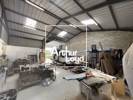 local d'activités à louer