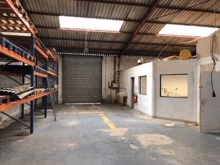 local d'activités à louer