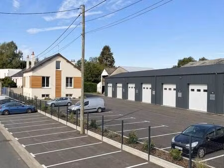 local d'activités à vendre