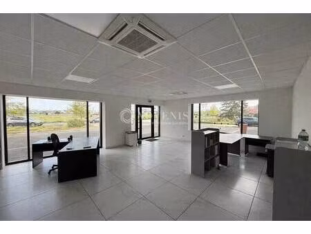 local commercial à louer