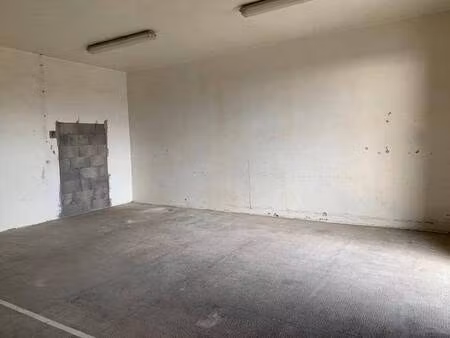 local commercial à louer