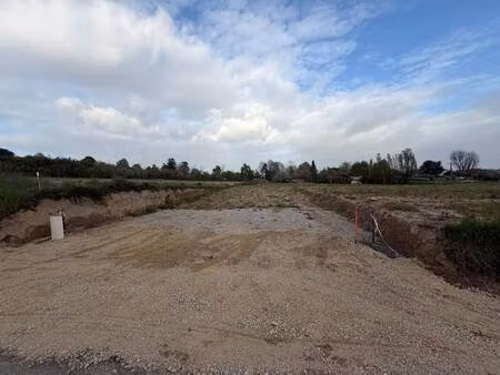 terrain constructible à vendre
