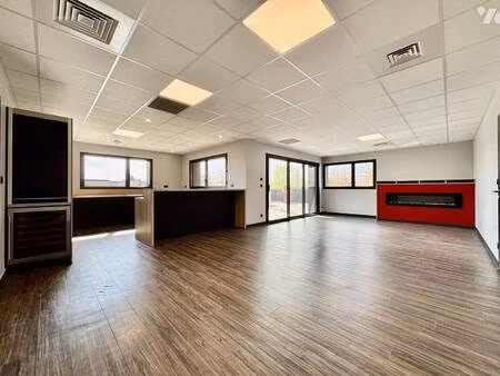 local commercial à louer