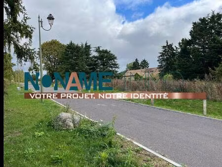 terrain constructible viabilisé à vendre