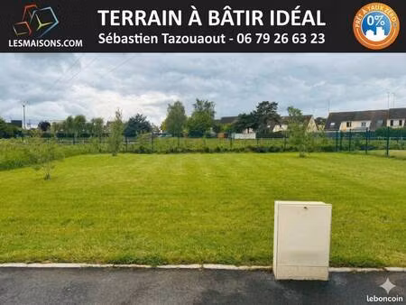 terrain constructible à vendre
