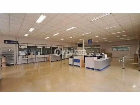 local d'activités à vendre