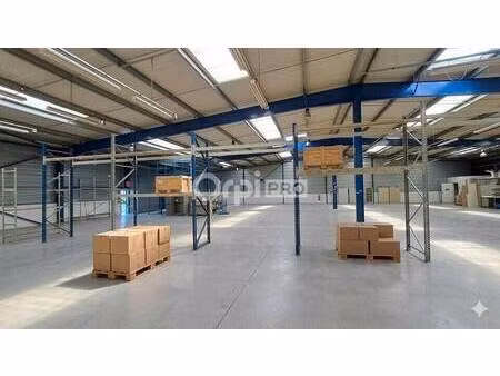 local d'activités à vendre