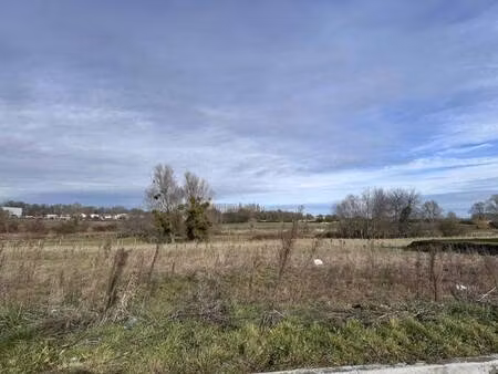 terrain constructible viabilisé à vendre