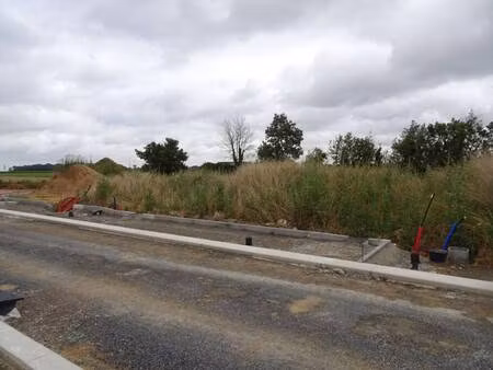 terrain constructible viabilisé à vendre