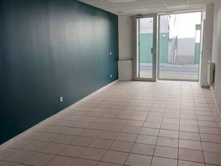 local commercial à louer