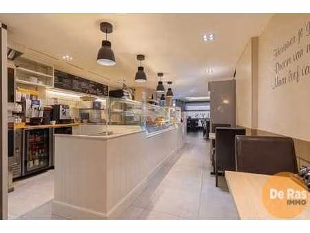 herzele – florerende broodjeszaak op toplocatie met terras