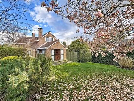 jezus-eik.tot : 218m². habitable :158m² - 2chb/bureau/1 sdb