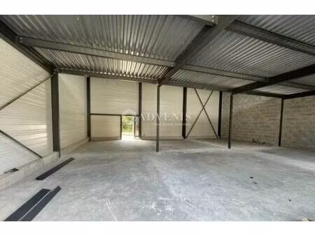 local d'activités à louer