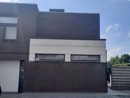 maison à louer à neeroeteren € 1.100 (lmysb) - johan telen vastgoed | zimmo