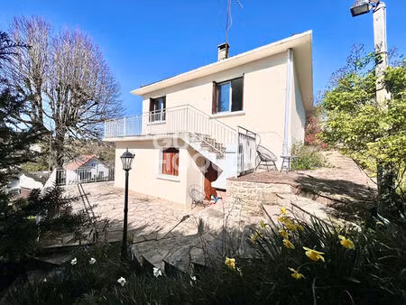 maison familiale lumineuse au calme / 4 chambres / jardin et terrasse