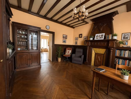 elégante maison bourgeoise avec jardin