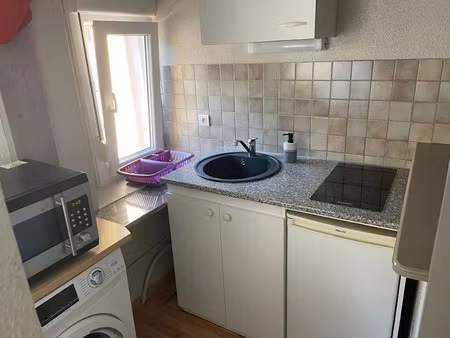 location meublée appartement 2 pièces 32 m² à belfort (90000)  450 €
