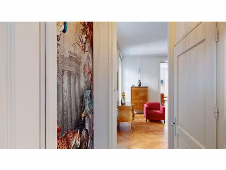 besançon boucle - appartement t5 avec cellier  cave et grenier