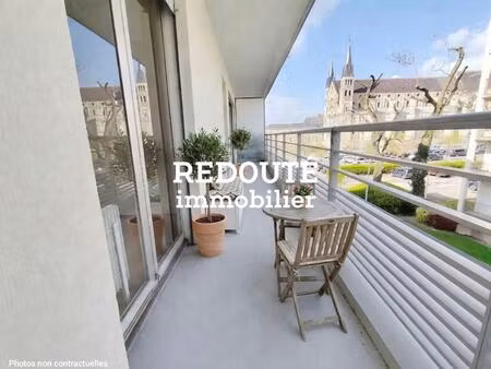 appartement type 2 balcon vue basilique saint-remi