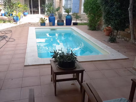 exceptionnelle vigneronne au coeur d'un village dynamique