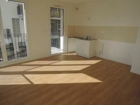 appartement margny-lès-compiègne 2 pièce(s) 40.30 m2  proche gare et utc