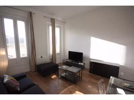location appartement 3 pièces 63 m² à marseille 1 (13001)