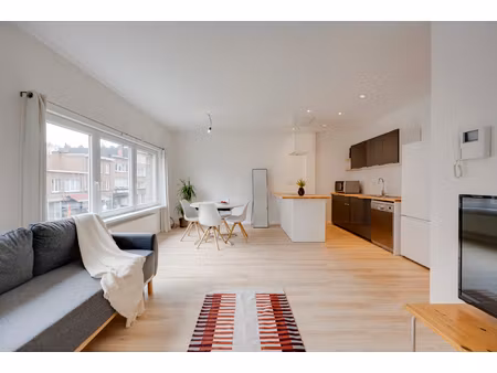 appartement te koop in mortsel met 1 slaapkamer