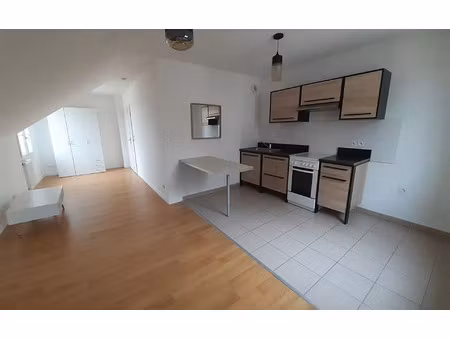 location appartement  30 m² t-1 à nanteuil-le-haudouin  600 €