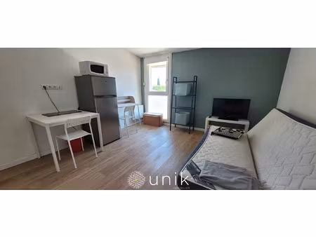 studio meuble avec jardin commun