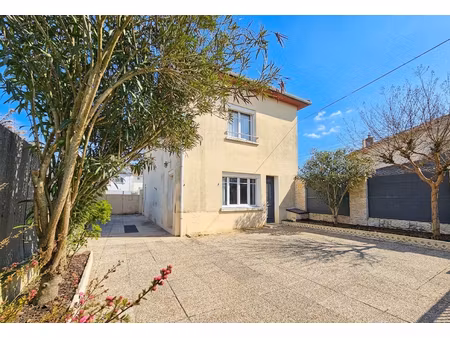 maison 5 pièces 116 m² à vendre / acheter la couronne 16400 ? | era immobilier