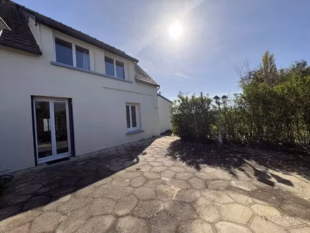 vente maison 4 pièces 95 m² umpeau (28700)
