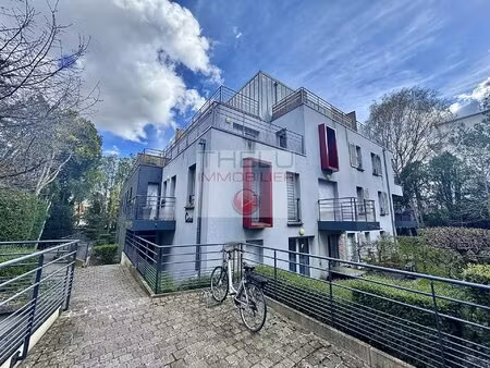 haut henriville – t2 vendu loué avec terrasse  jardin et parking