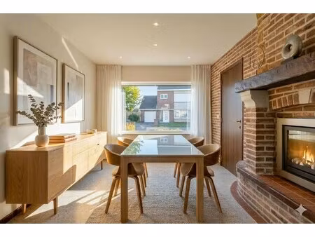 gezinswoning met 3 slaapkamers en tuin te koop in roeselare