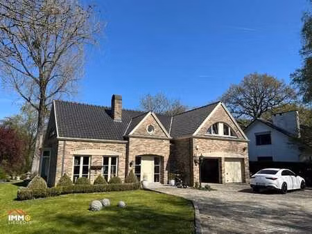 une villa d’exception meublée à louer à neupré