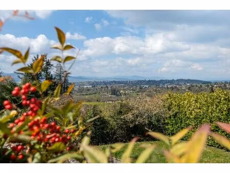 saint-didier-au-mont-d'or - maison familiale d'environ 260 m² - 5/6 chambres - terrain 150