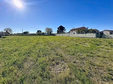 morières les avignon  terrain constructible à vendre
