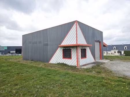 vente bureaux et commerces à rougé (44660) : à vendre / rougé