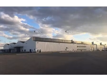 location entrepôt 10 533 m² à 13 792 m²