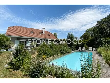 maison de luxe à vendre à chevry