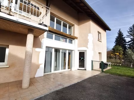 maison de luxe à vendre à challex